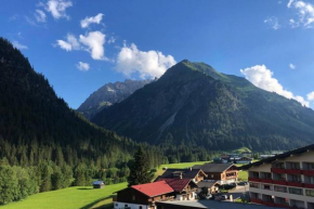 Groot appartement in Aparthotel met prachtig uitzicht Mittelberg